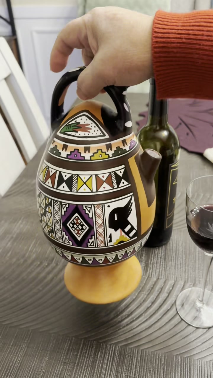 The Peruvian Magic Decanter, Nazca-style bridge-spout vessel, front view